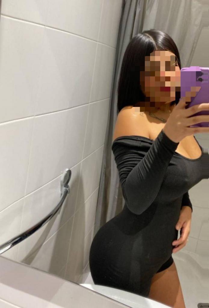 Chica busca chico en Barcelona: 