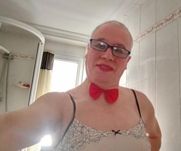 676841258: Chico busca chica en Sevilla