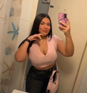 631086796: Chica busca chico en Barcelona