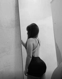 602581406: Chica busca chico en Sevilla