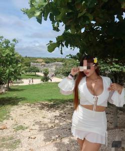 697735584: Chica busca chico en Cádiz