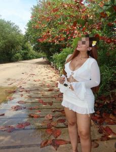 697735584: Chica busca chico en Cádiz