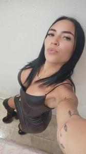 614212596: Chica busca chico en Barcelona