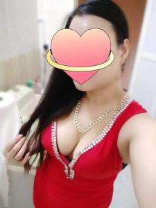 667334601: Chica busca chico en Barcelona