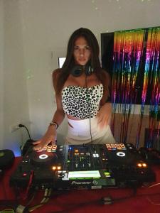 675318797: Travesti en Ibiza