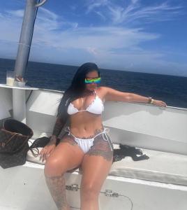 632113852: Chica busca chico en Barcelona