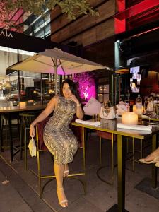 611376607: Chica busca chico en Sevilla