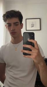 613287833: Chico busca chica en Murcia