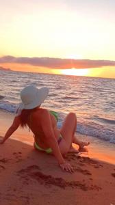 623737814: Chica busca chico en Málaga