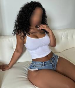 613952846: Chica busca chico en Málaga