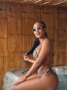 631092070: Chica busca chico en Murcia