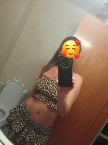 614712404: Chica busca chico en Tarragona
