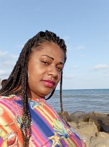 695980486: Chica busca chico en Sevilla