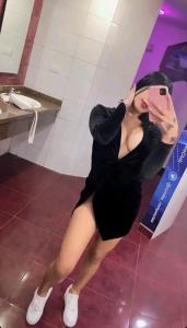 742097079: Chica busca chico en La Coruña