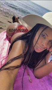 624809393: Chica busca chico en Málaga