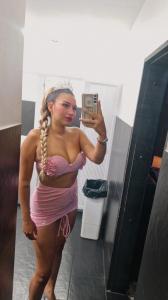 615271502: Chica busca chico en Menorca