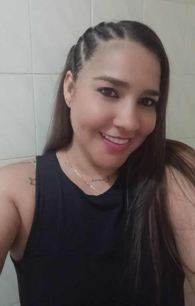 604292341: Chica busca chico en Almería