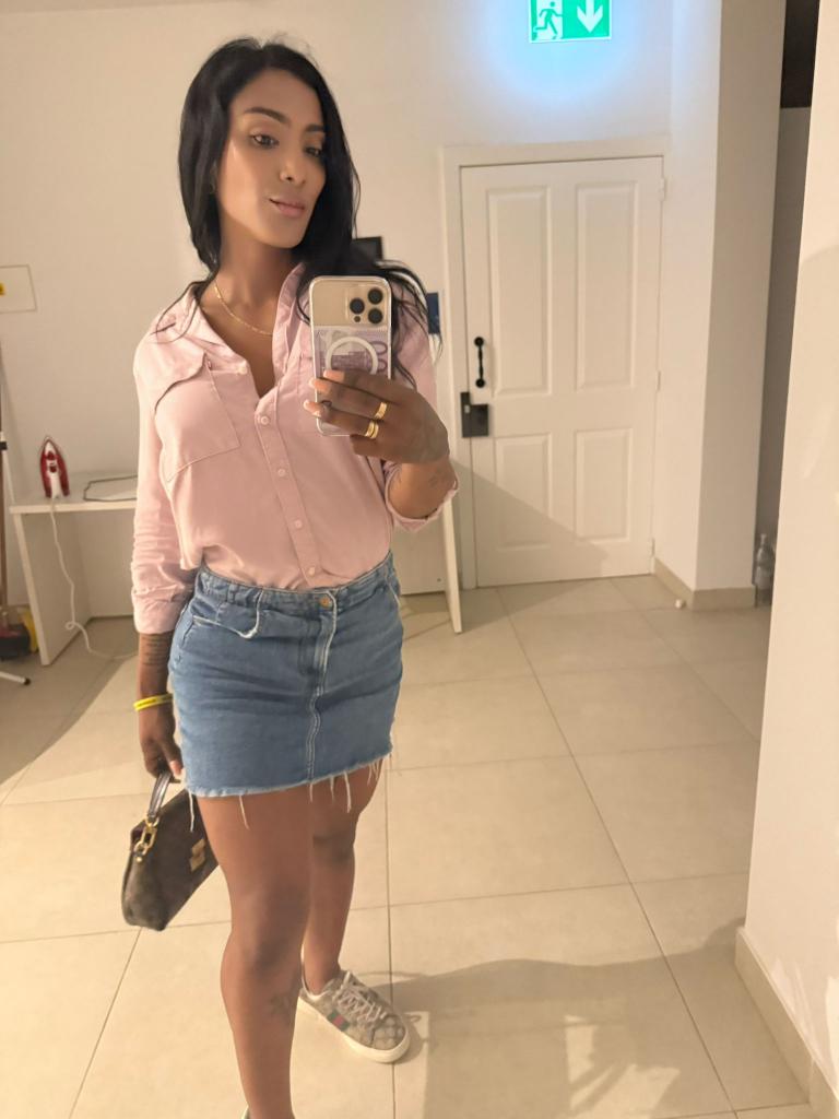 Chica busca chico en Madrid: 