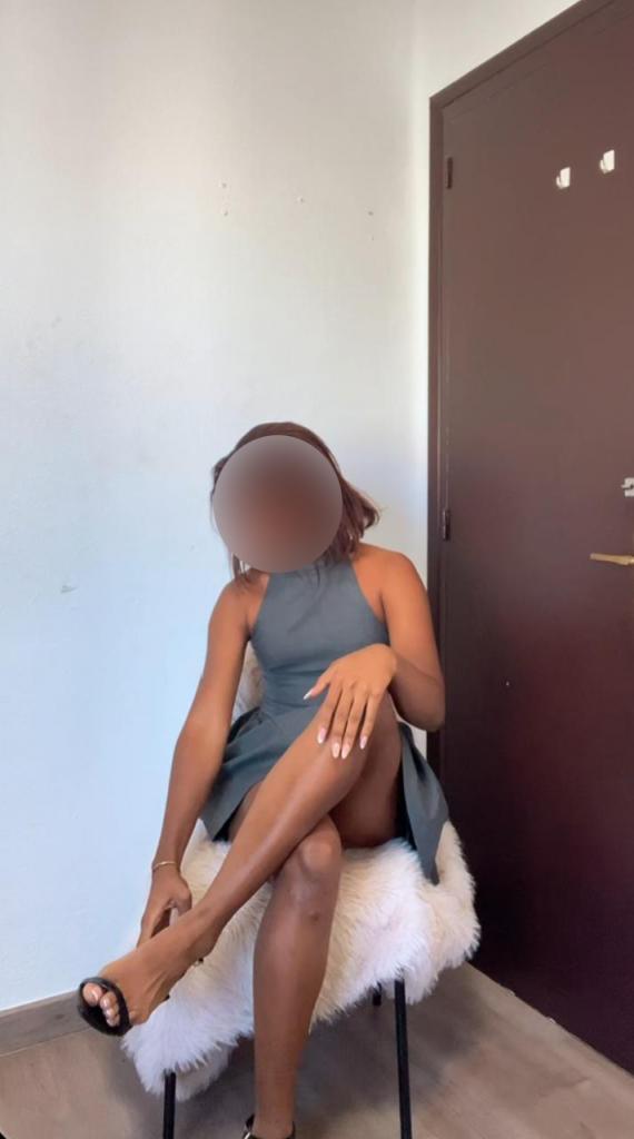 Chica busca chico en Barcelona: 