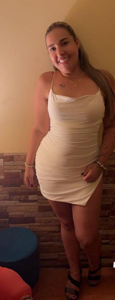 604292341: Chica busca chico en Almería
