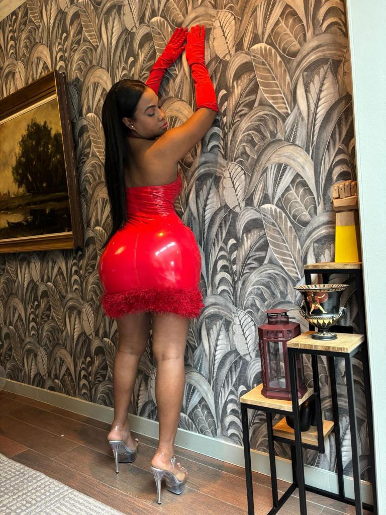 Chica busca chico en Mallorca: 