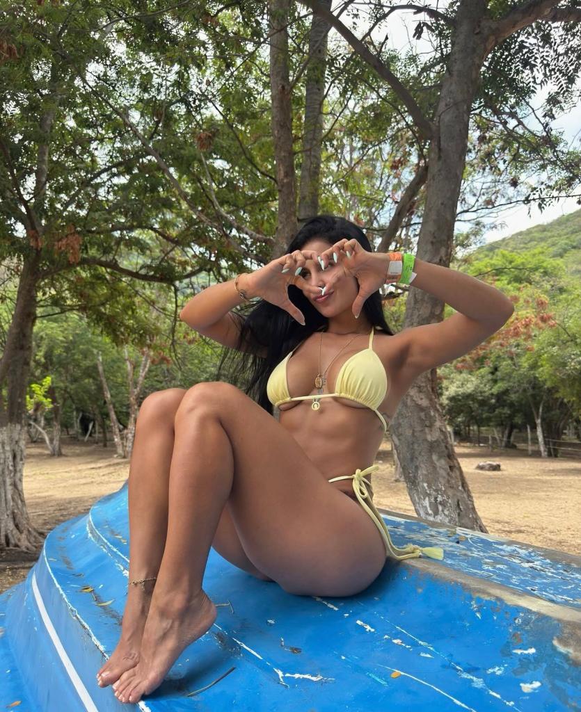 643550824: Chica busca chico en Huesca