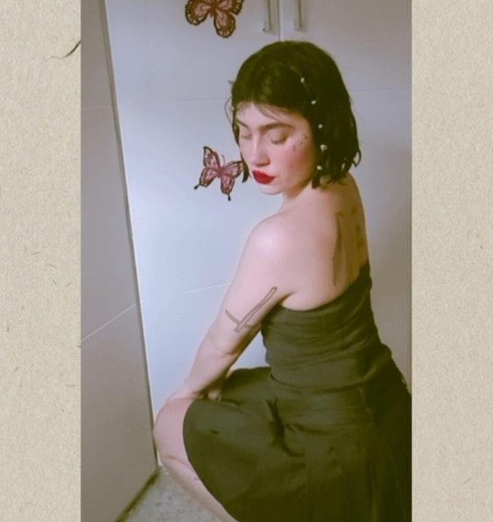 604460121: Chica busca chico en Sevilla