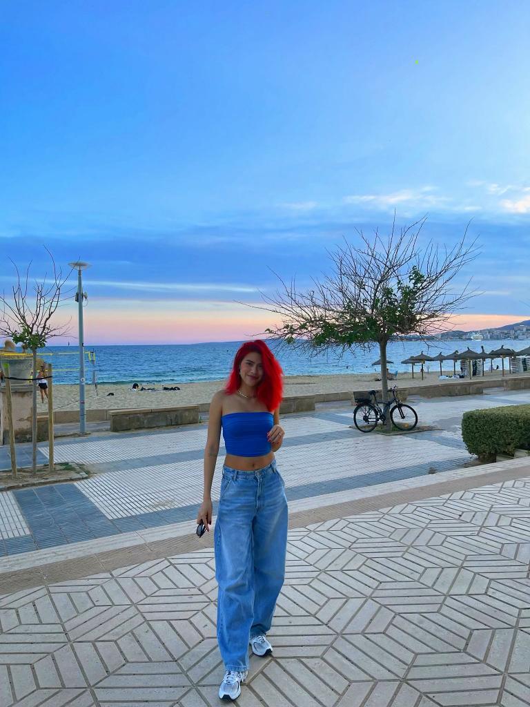 Chica busca chico en Tenerife: Chica busca chico