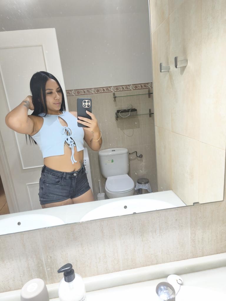 Chica busca chico en Almería: 