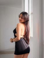 631194153: Chica busca chico en Ibiza