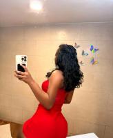 647253956: Chica busca chico en Madrid