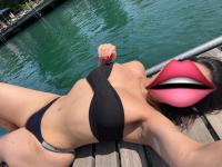 643826873: Chica busca chico en Barcelona