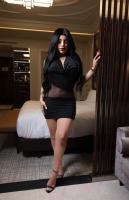 604374286: Chica busca chico en Madrid