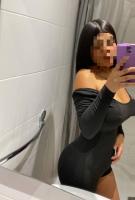 663239165: Chica busca chico en Barcelona