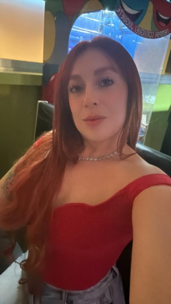 Chica busca chico en Menorca: 