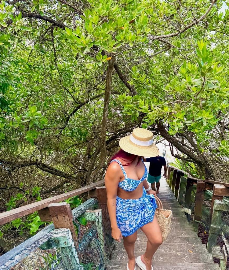 687232251: Chica busca chico en Alicante