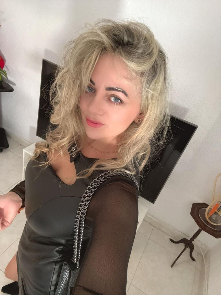 672170047: Chica busca chico en Valladolid