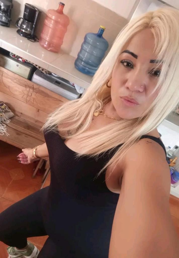 Chica busca chico en Barcelona: 