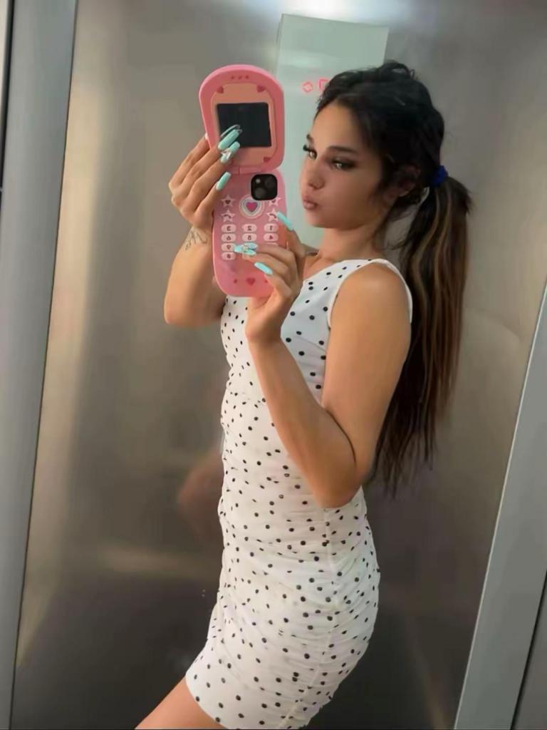 Chica busca chico en Tenerife: 