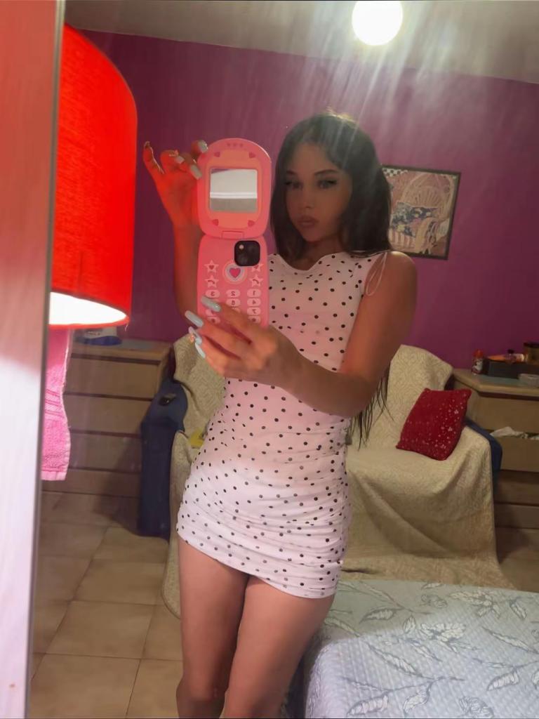 Chica busca chico en Tenerife: 