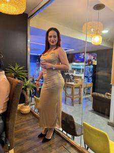 Chica busca chico en Huelva: 