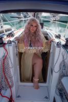 614257030: Chica busca chico en Barcelona