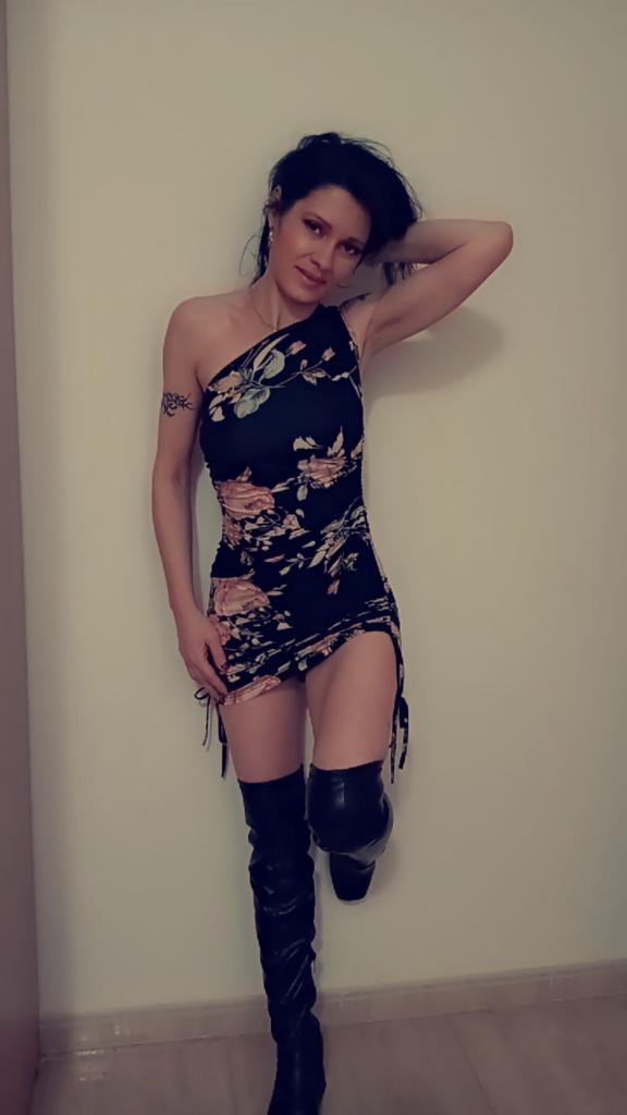 Chica busca chico en Murcia: 