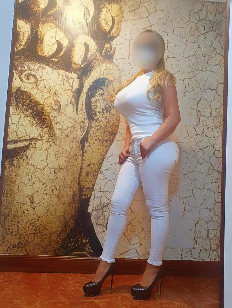 Chica busca chico en Navarra: 