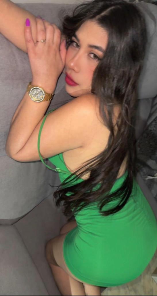 Chica busca chico en Barcelona: 