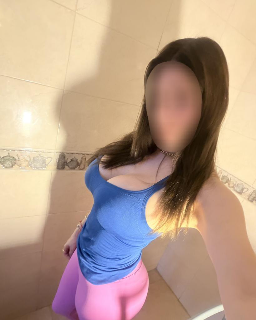 684719920: Chica busca chico en Murcia