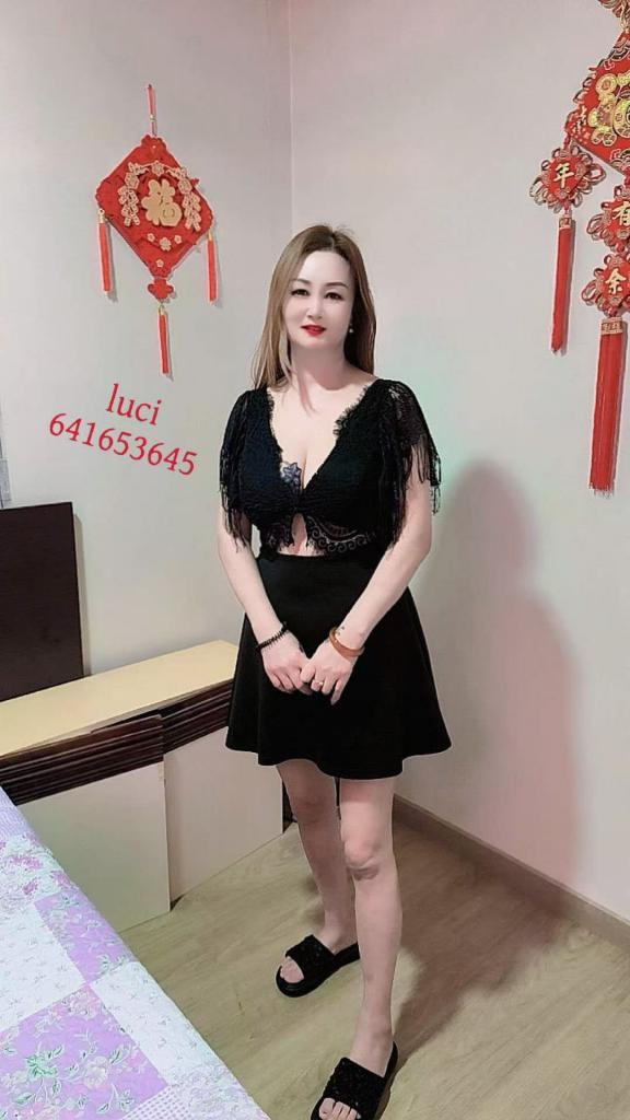 Chica busca chico en Barcelona: 