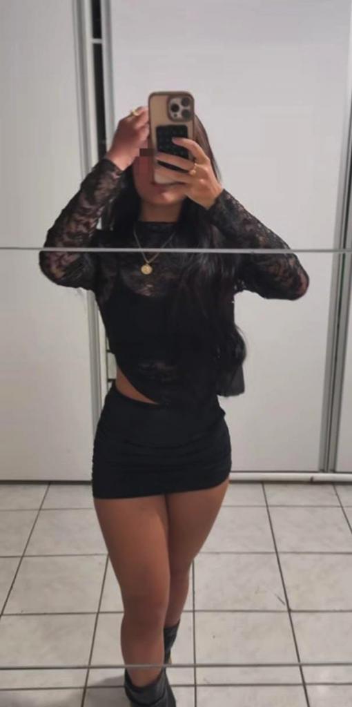 632194996: Chica busca chico en León