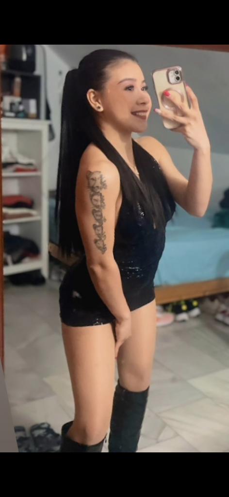 Chica busca chico en Málaga: Chica busca chico