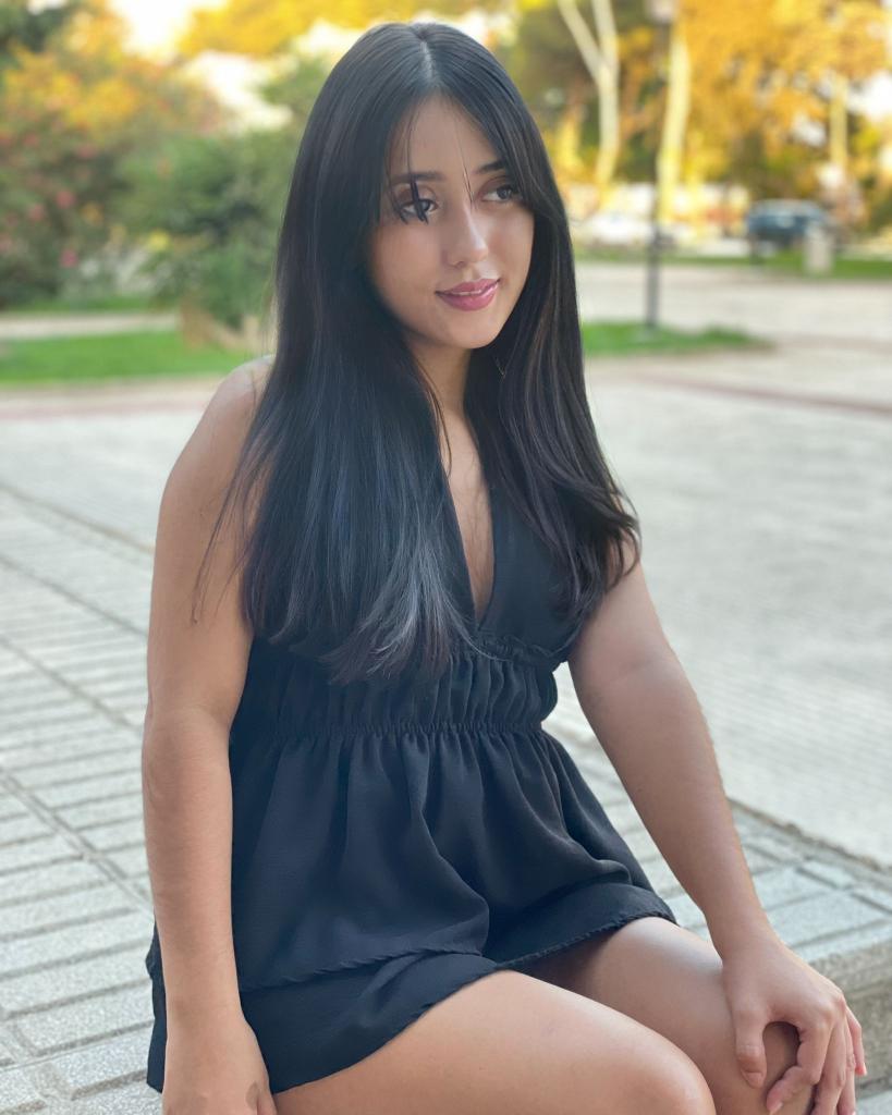 Chica busca chico en Cádiz: 